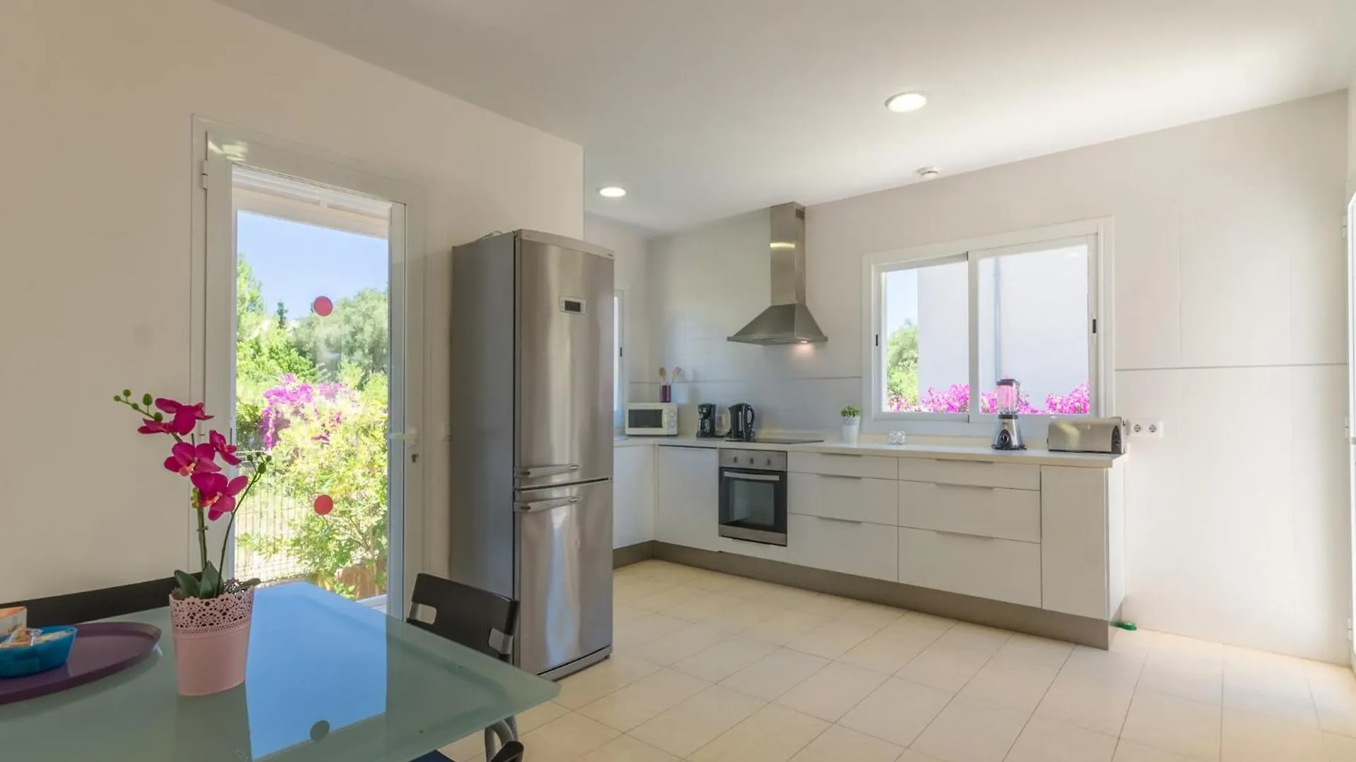 Modern Villa In Barcares With Pool Alcúdia