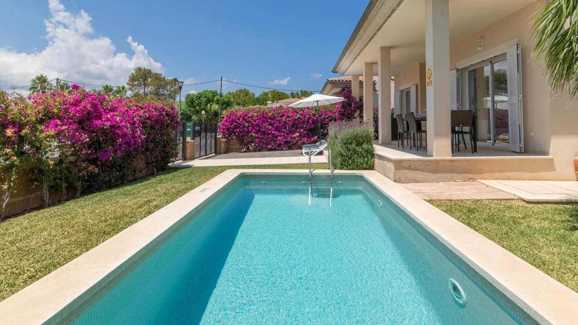 Modern Villa In Barcares With Pool Alcúdia