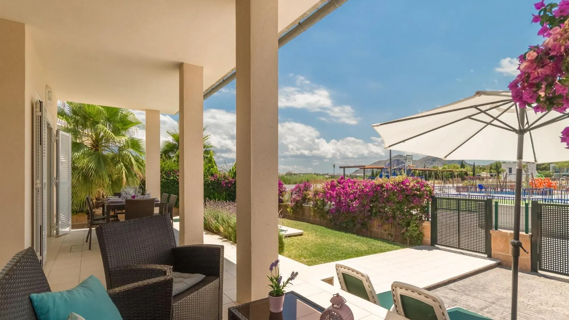 Modern Villa In Barcares With Pool Alcúdia