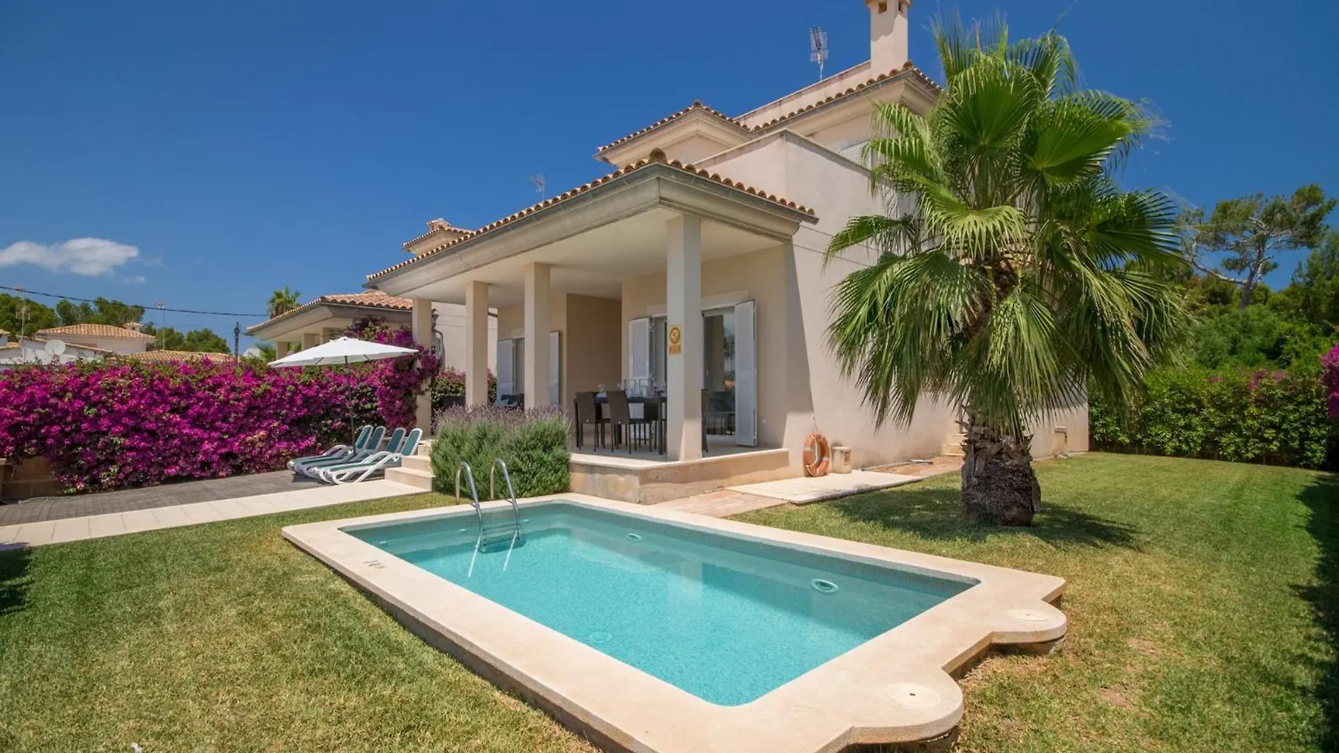 Modern Villa In Barcares With Pool Alcúdia